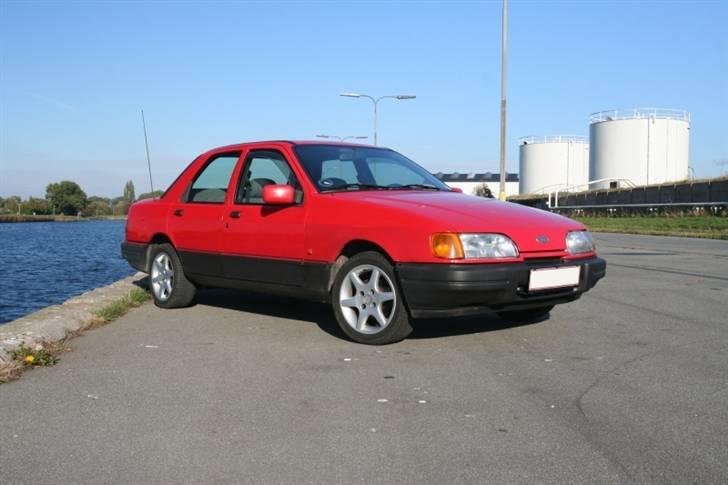 Ford Sierra - Ved Odense Havn billede 5