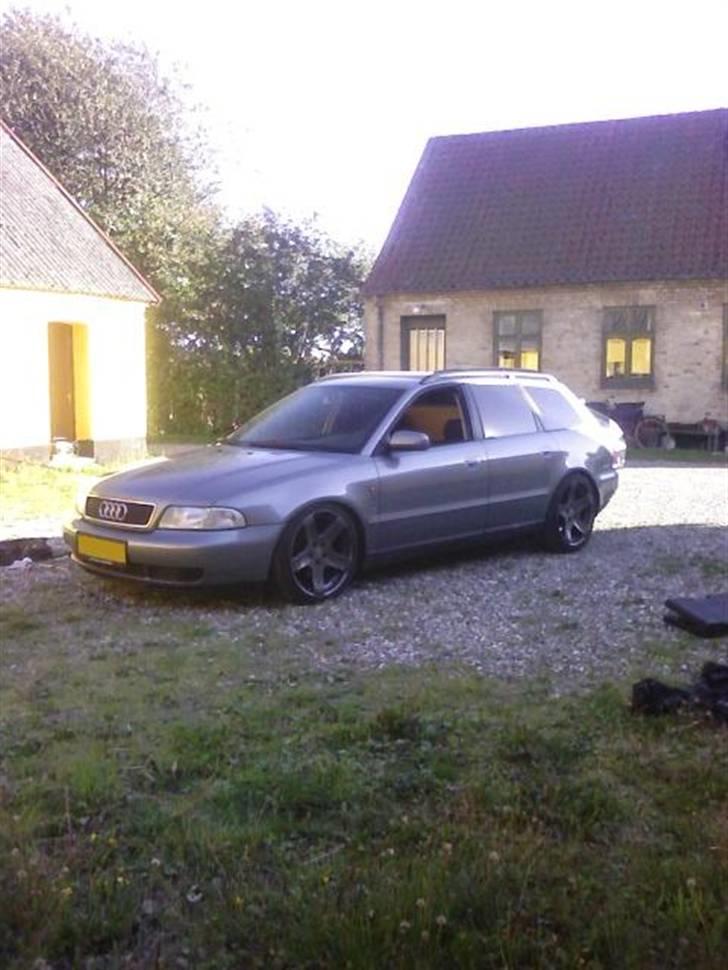 Audi A4 Avant billede 1