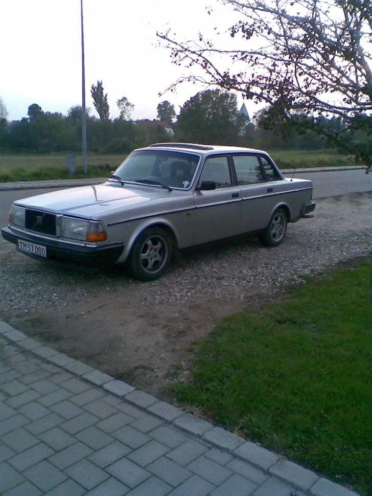 Volvo 240 SOLGT billede 2