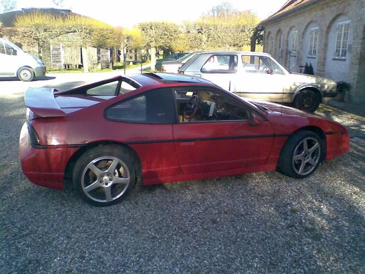 Pontiac Fiero GT billede 1