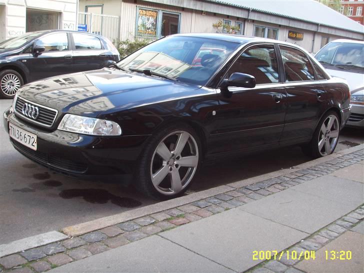 Audi A4 *SOLGT* billede 2