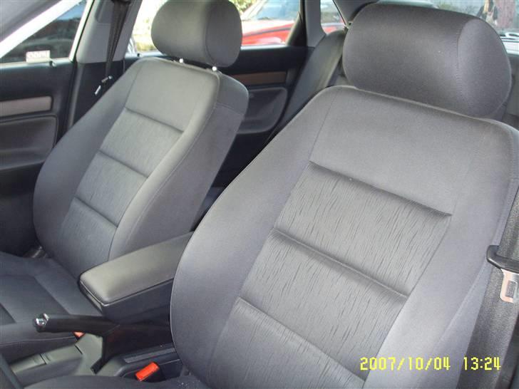 Audi A4 *SOLGT* billede 4