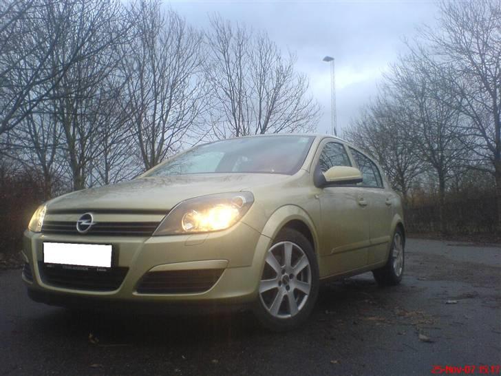 Opel           Astra H  billede 4