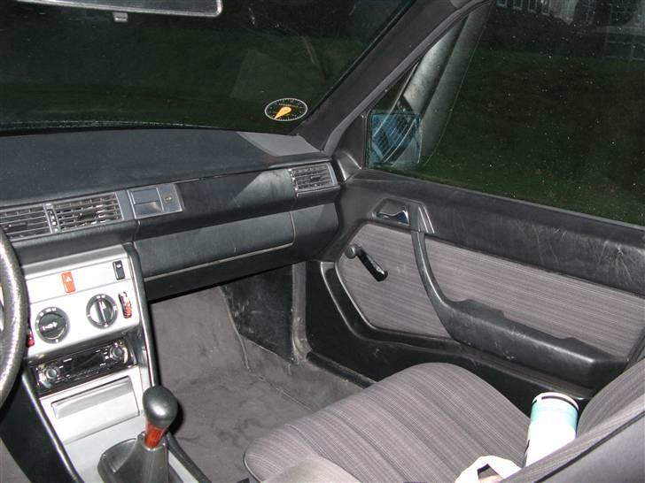 Mercedes Benz 230 E (W124) - Pskiven skal skiftes ud med en "p-watch" billede 3