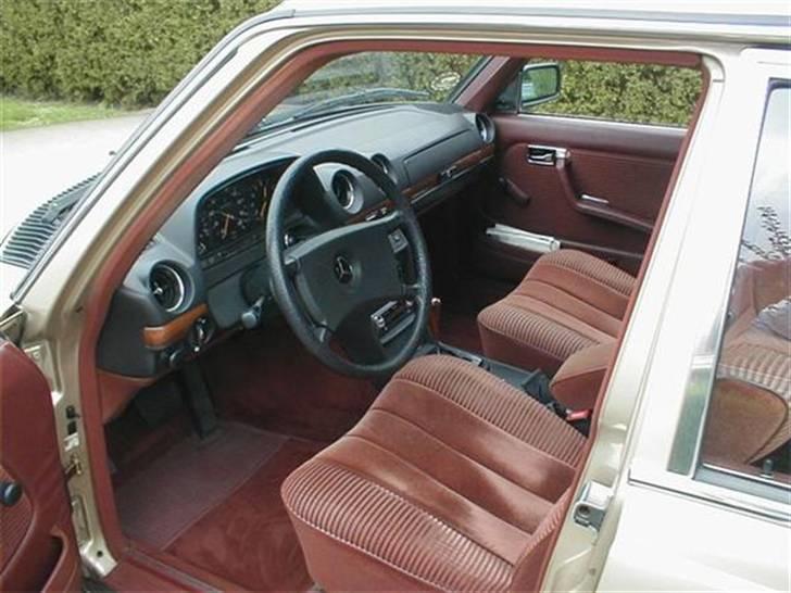 Mercedes Benz W123 230 E 2,3 4d. billede 3