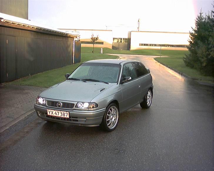 Opel Astra F  *SOLGT* billede 1