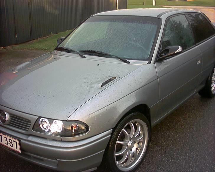 Opel Astra F  *SOLGT* billede 2