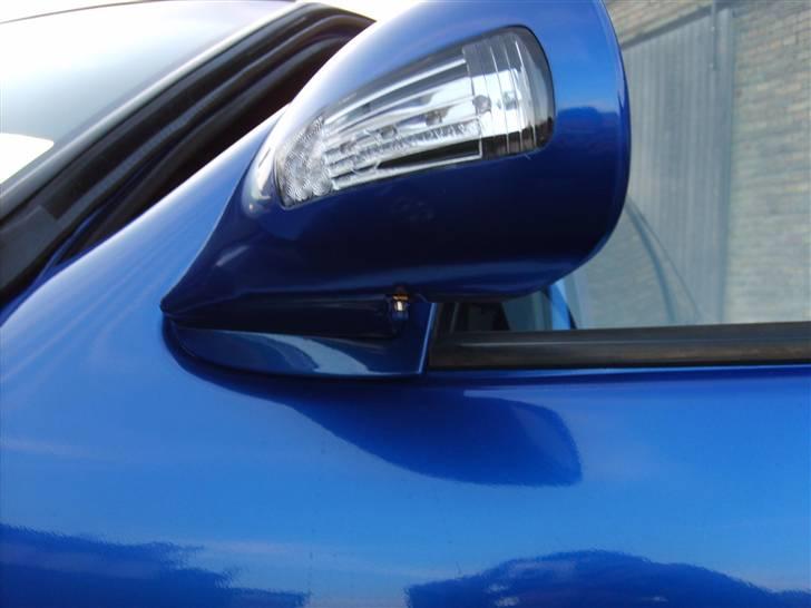 Opel Vectra A Solgt - knappen er til at åbne døren med billede 12