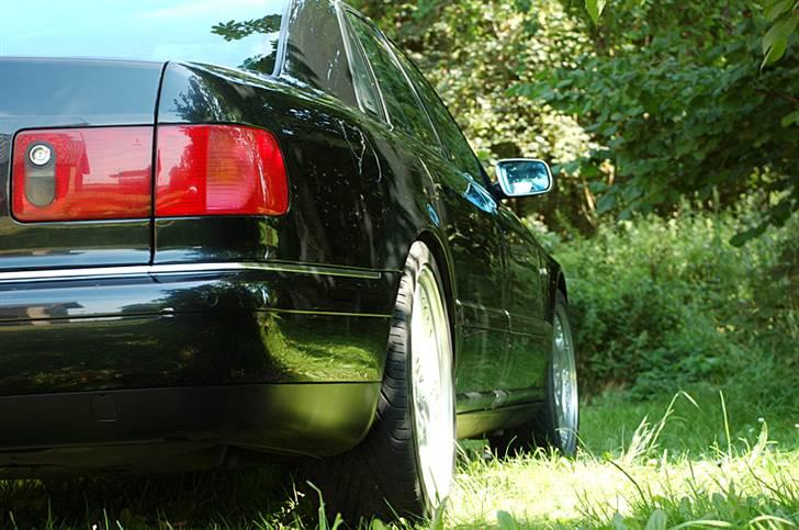 Audi A8  4,2 Quattro billede 10