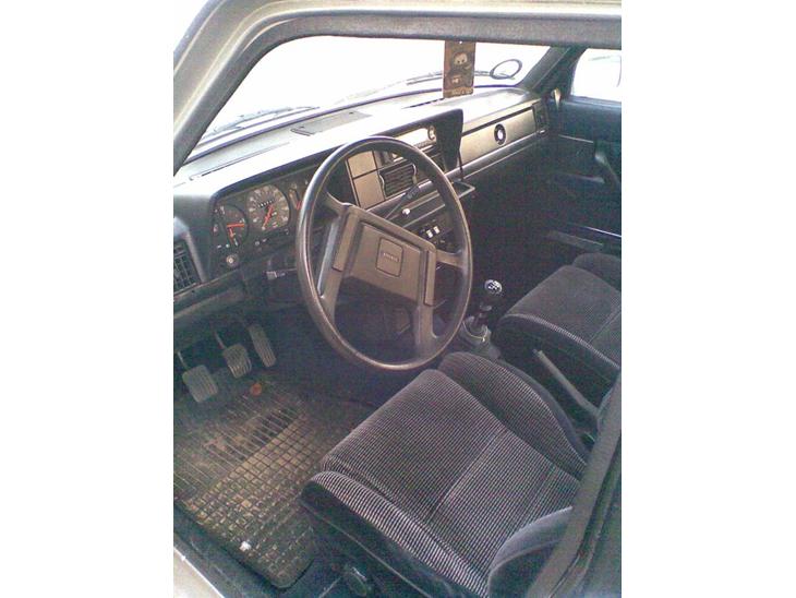 {{currentPhoto.altText}} billede {{currentPhoto.number}}