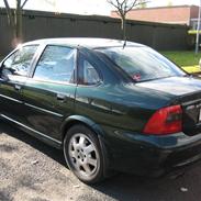 Opel Vectra B 2,5 V6 CDX
