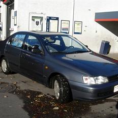 Toyota Carina E skolevogn(SOLGT)