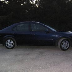 Ford Mondeo Ghia