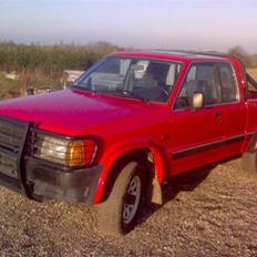 Mazda B2500 4x4 pick up