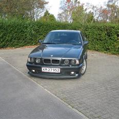 BMW E34 520i solgt