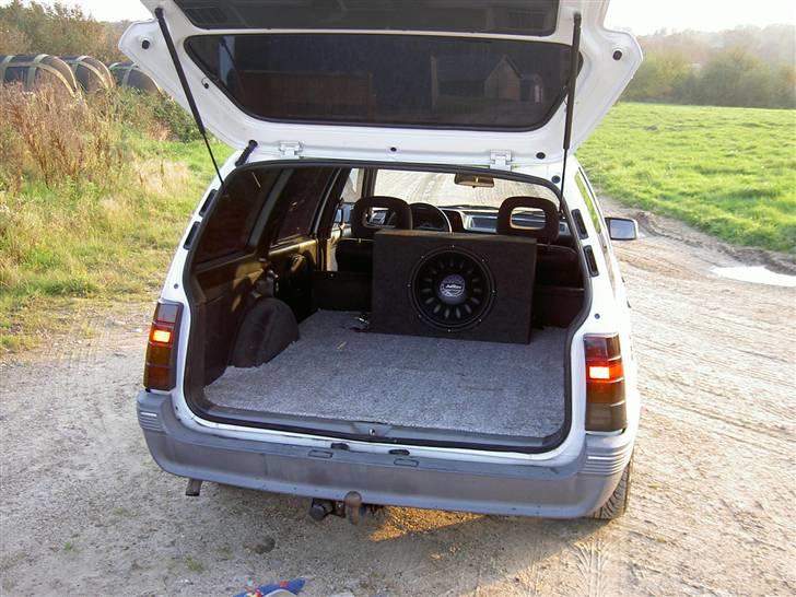 Opel Kadett caravan (sælges) billede 11