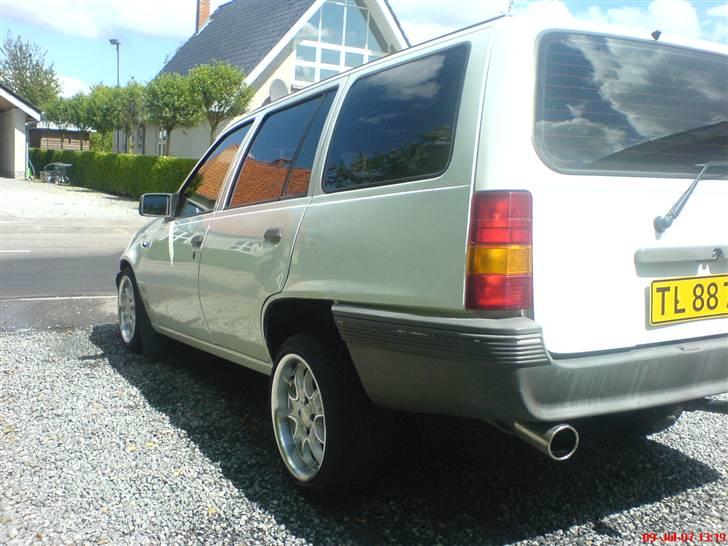 Opel Kadett caravan (sælges) billede 15