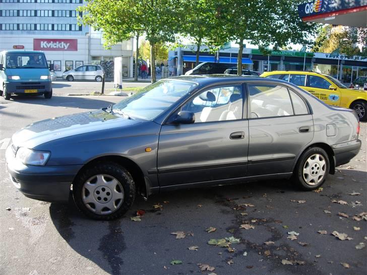 Toyota Carina E skolevogn(SOLGT) billede 17