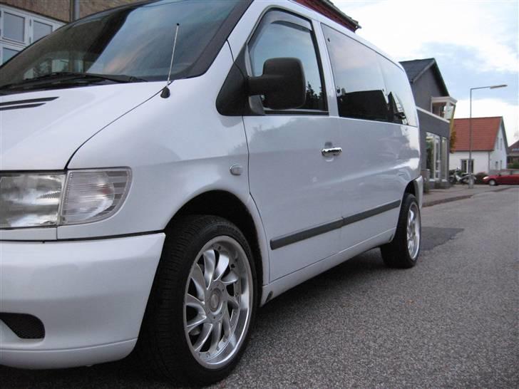 Mercedes Benz VITO automatic SOLGT billede 1