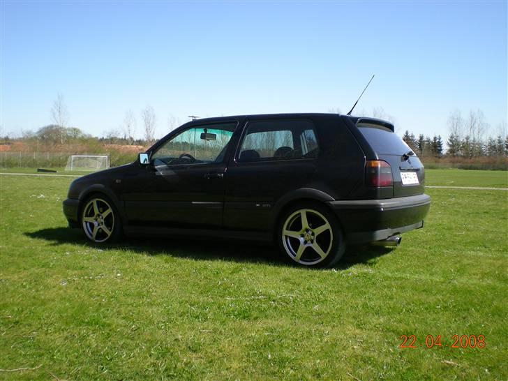 VW Golf 3 GTI 16v - solgt billede 5