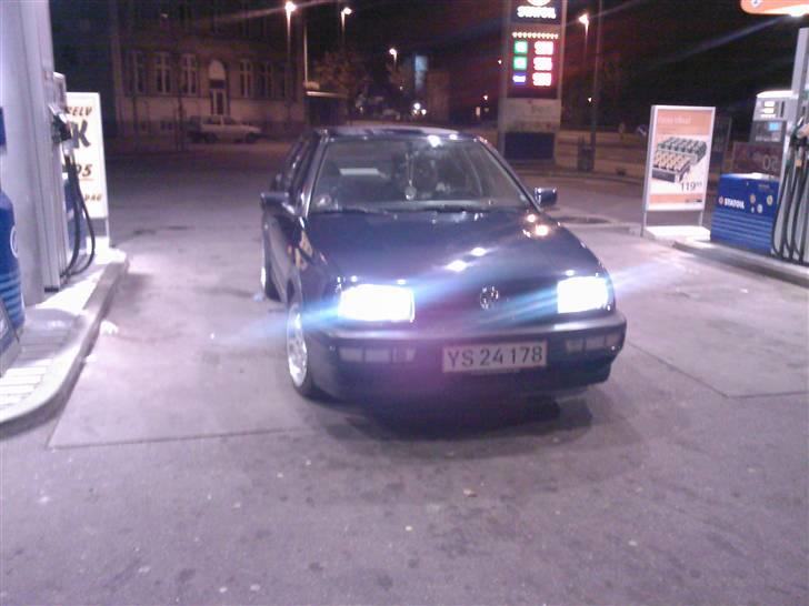 VW vento 1,8 solgt billede 2