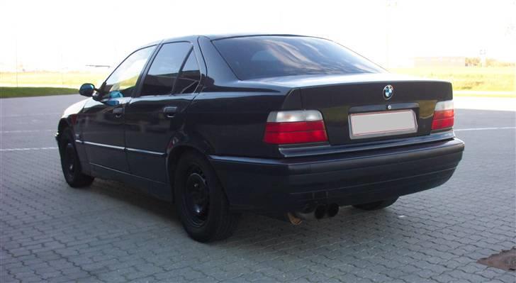 BMW e36 325i - solgt billede 2