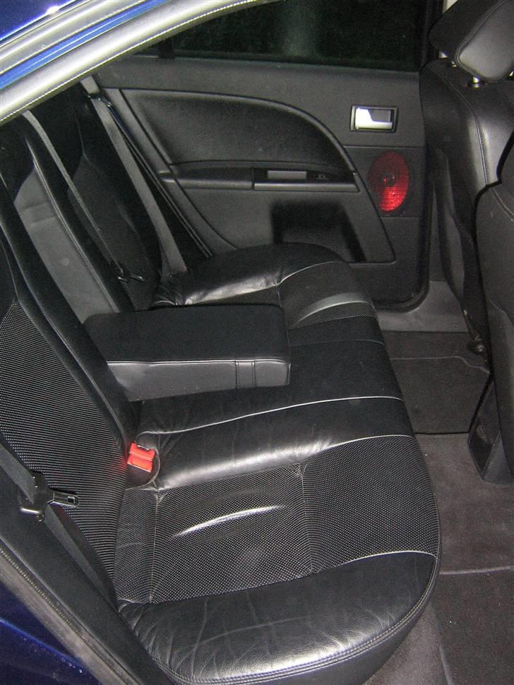 Ford Mondeo Ghia billede 8