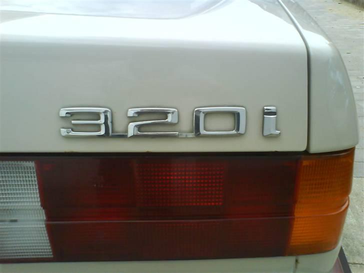 BMW 320i E30 billede 7