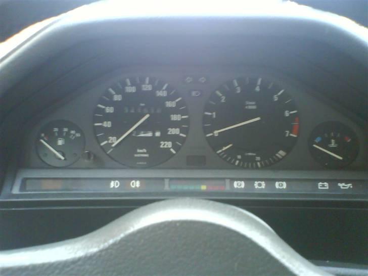 BMW 320i E30 billede 8