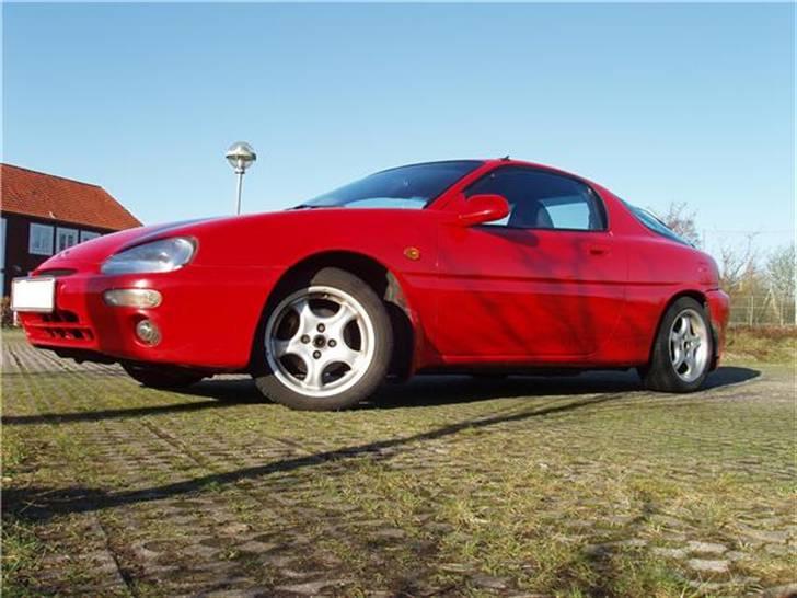 Mazda MX3 V16 (Solgt) billede 1