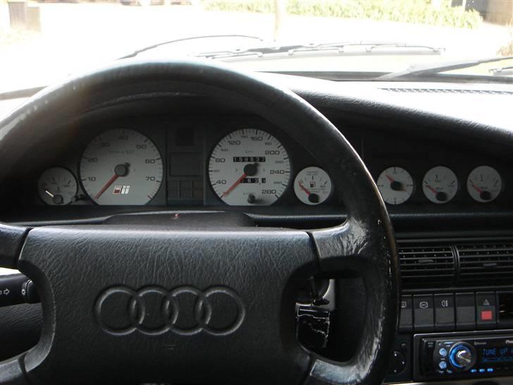 Audi 100 2.3E solgt - S4 instrument billede 2