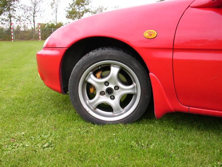 Mazda MX3 V16 (Solgt) billede 7