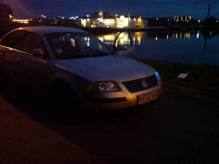 VW Passat 1.9 TDI Limosine billede 4