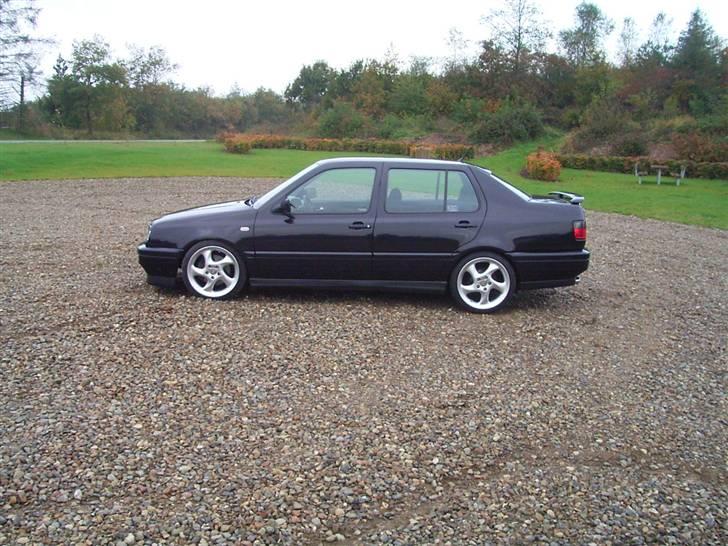 VW vento vr6 solgt... billede 9