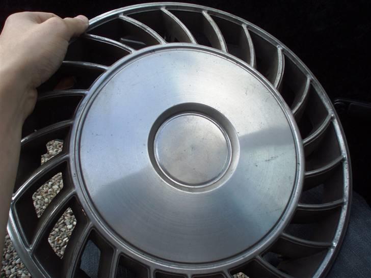 Opel Kadett D - mine kapsler.... af metal.... sys det er lidt fedt... :D billede 3