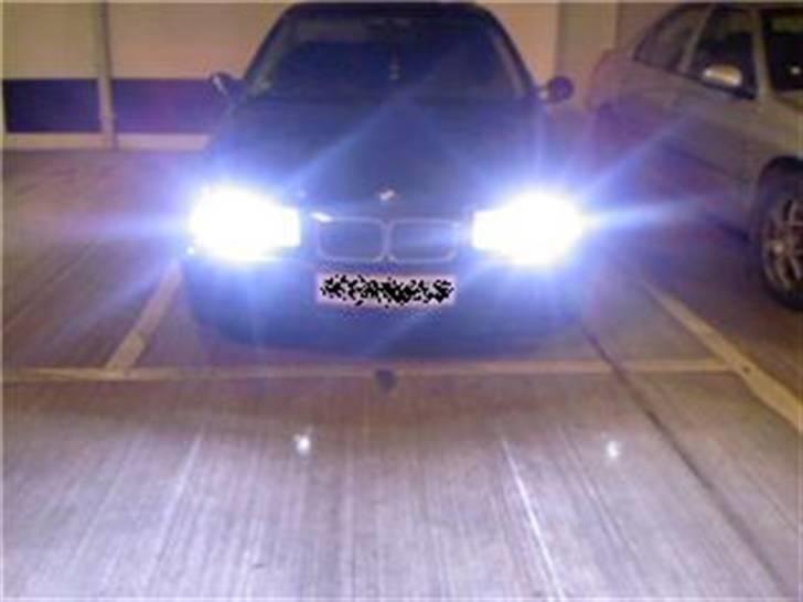 BMW 316i compact solgt - 6000k xenon billede 11