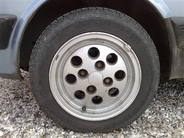 Ford Fiesta solgt billede 5