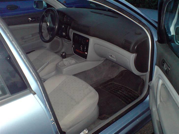 VW Passat TIL SALG billede 4