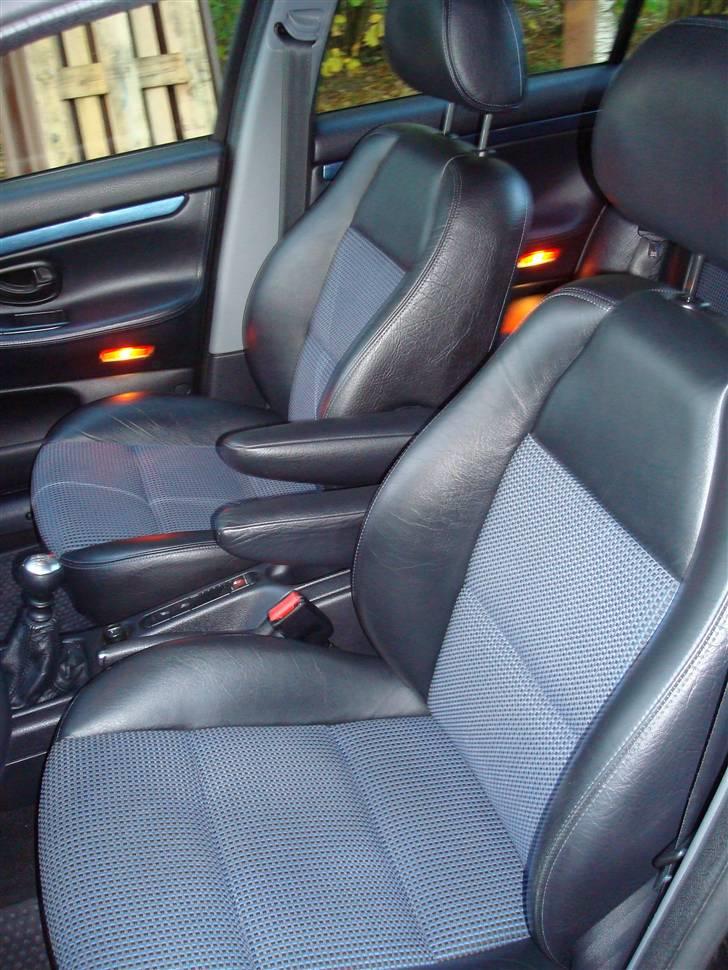 Peugeot 406 TS6 D9 "SOLGT" - Ingen synlig slid efter 250.000 km billede 10