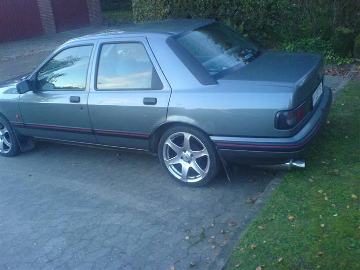 Ford Sierra 2,0 DOHC SOLGT billede 2