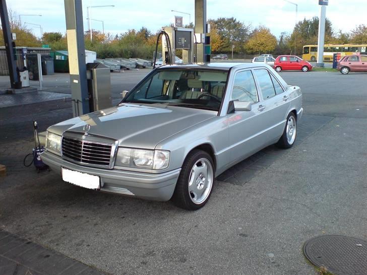 Mercedes Benz 190E 2.3 Aut SOLGT! billede 1