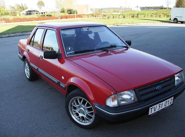 Ford Orion "solgt" billede 1