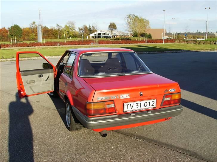 Ford Orion "solgt" billede 2