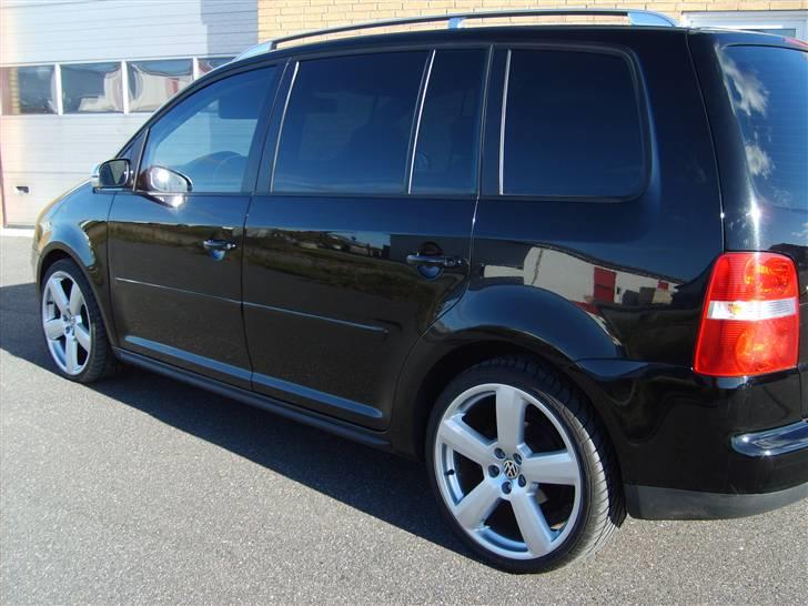 VW Touran highline (solgt) billede 5
