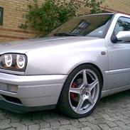 VW Golf III 1,8  (SOLGT)