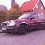 Mercedes Benz W124