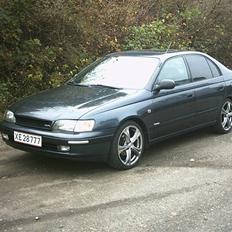 Toyota carina e