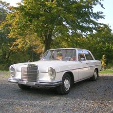 Mercedes Benz 280S/8