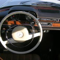 Mercedes Benz 280S/8