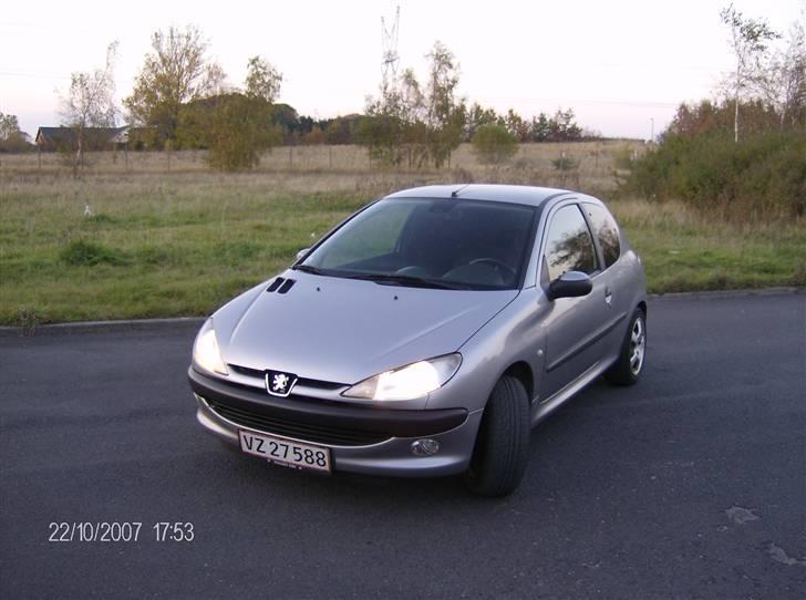 Peugeot "206 16v" "SOLGT" - Set forfra! billede 11